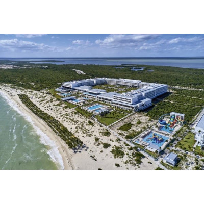 (RIU PALACE COSTA MUJERES OCTUBRE)